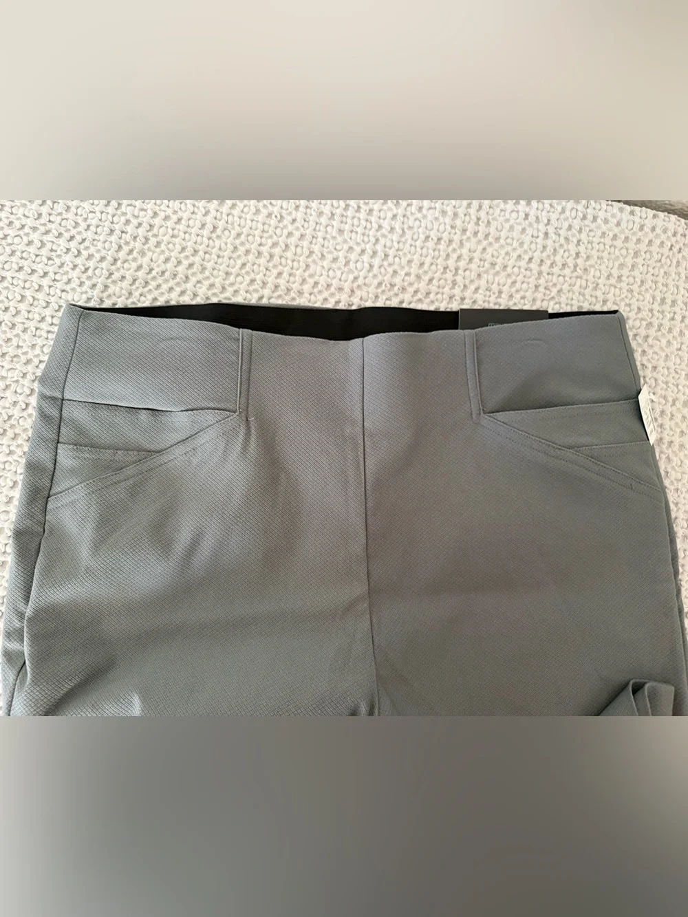 Maurices women’s pants high rise crop Bengaline gray size L